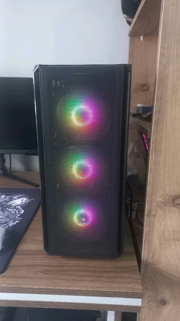 RTX 4060 / i3 13100F / 16GB RAM / 144Hz + 75Hz Çift Monitörlü Tam Set - 4