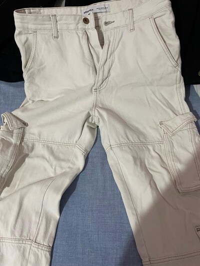 bershka beyaz kargo pantolon