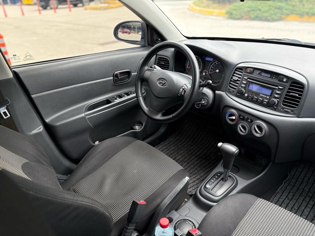 Hyundai Accent Era 1.4 Team(ov) OTOMATİK - 8