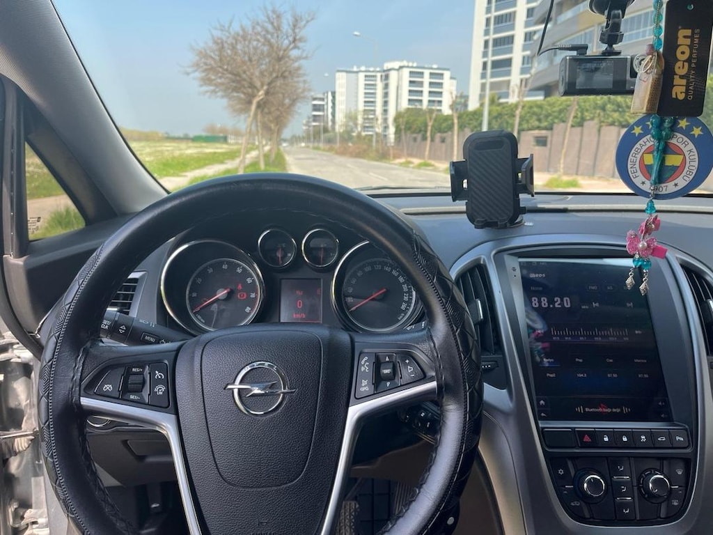 Sahibinden Düşük Km Aile Aracı - 8