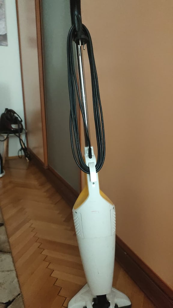 Arçelik Kablolu Dikey Süpürge (Modeli Bilinmiyor) - 3