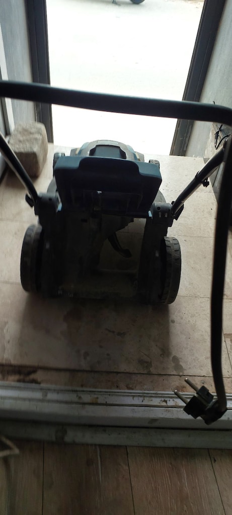 ÇİM BİÇME MAKİNASI SORUNSUZ ELEKTRİKLİ 220 VOLT. - 5