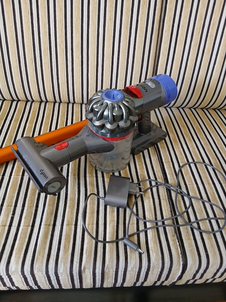 dyson v8 şarjlı süpürge - 9