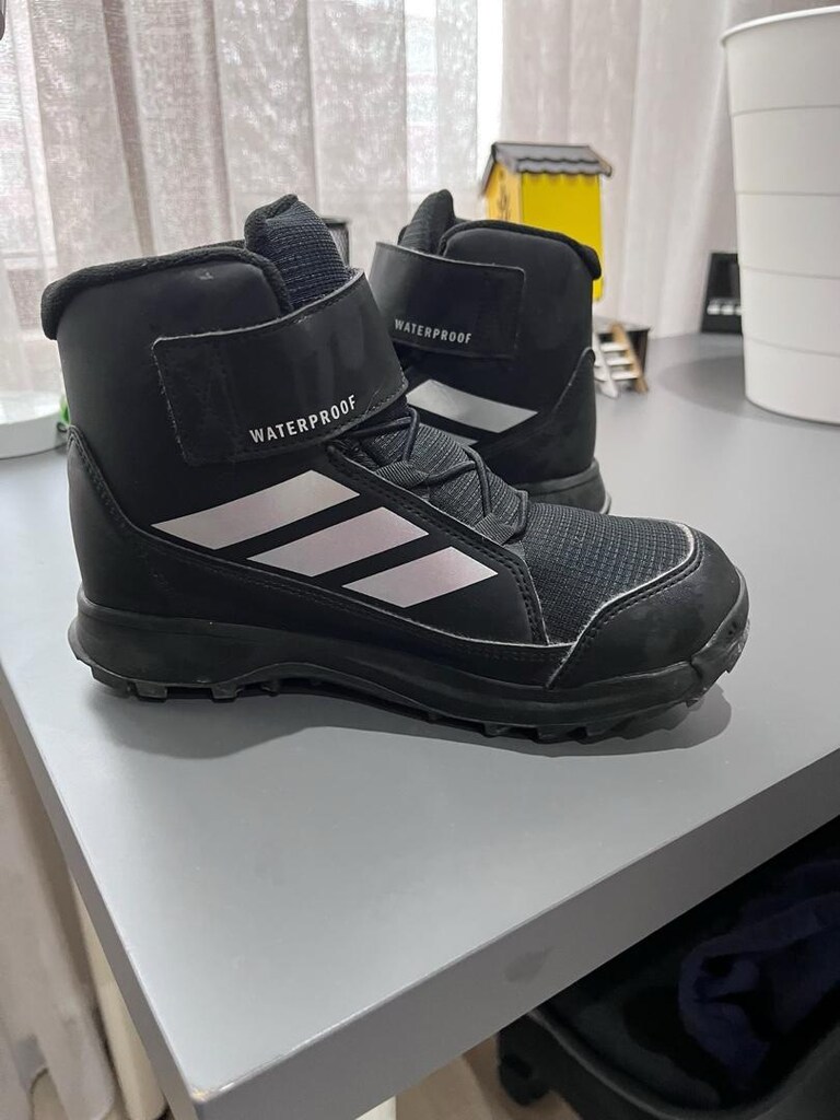 adidas bot