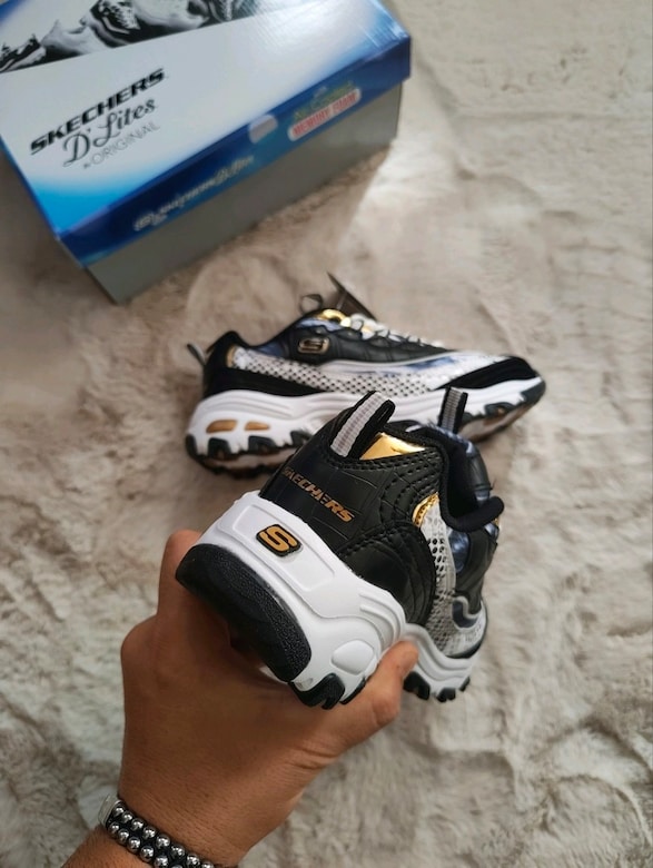 Skechers - 4