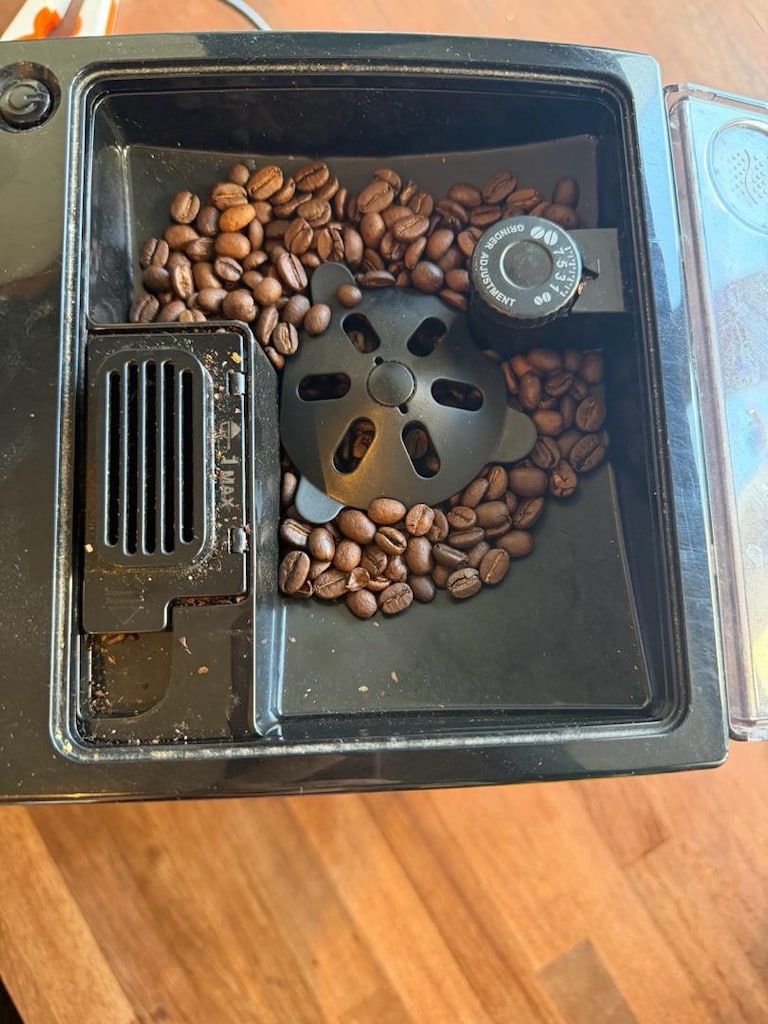 İyi kullanılmış Delonghi Autentica Cappuccino Kahve Makinesi - 3