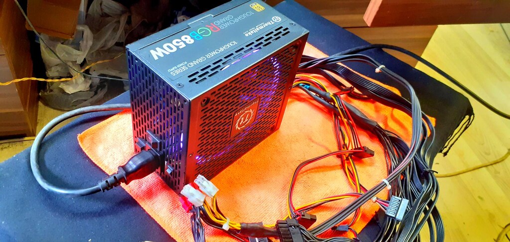 Thermaltake Toughpower Grand RGB 850W Gold PSU - 6