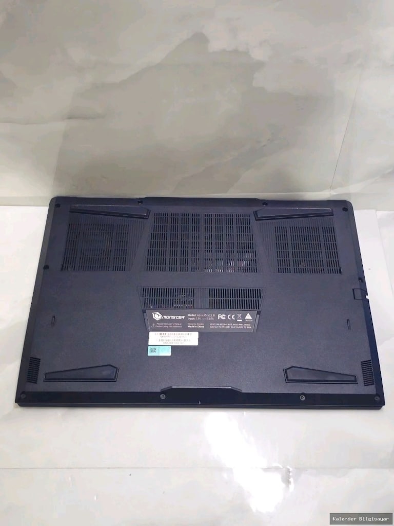 MONSTER GAMİNG LAPTOP. SİFİR AYARİNDA. .İ5 _24 RAM_4GB EK,_120hz,_ssd - 6