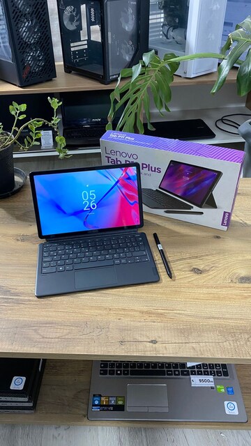 LENOVO TAB P11 PLUS - KALEM + KLAVYE - 128GB SSD - 6GB RAM