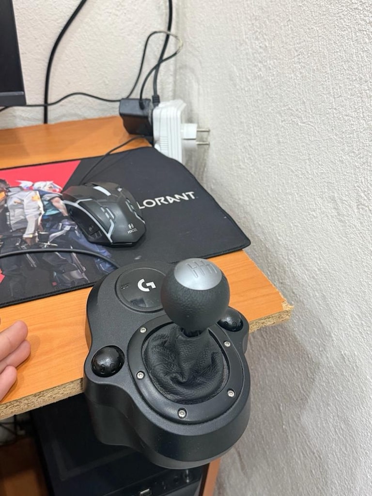 LOGİTECH G29 PC VE MONİTÖR HAZIR - 3