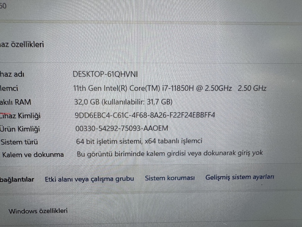 DELL PRECİSİON WORKSTATİON İ7 11. NESİL 32 GB RAM 512 NVME - 4