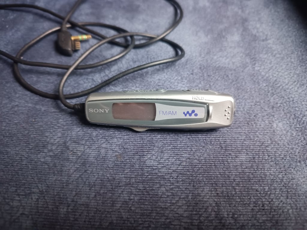 Sony Minidisc MD Ekranlı Radyo Uzaktan Kumandası - 3