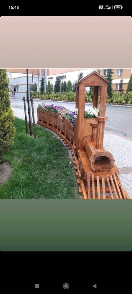AHŞAP TREN SAKSI - 3