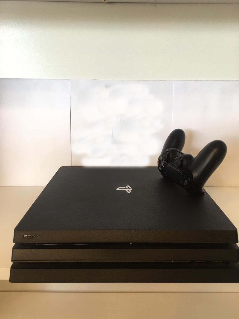 20 oyun Yüklü 1 TB - Playstation 4 Pro - 12 AY GARANTİ -BAKIRKÖY - 3