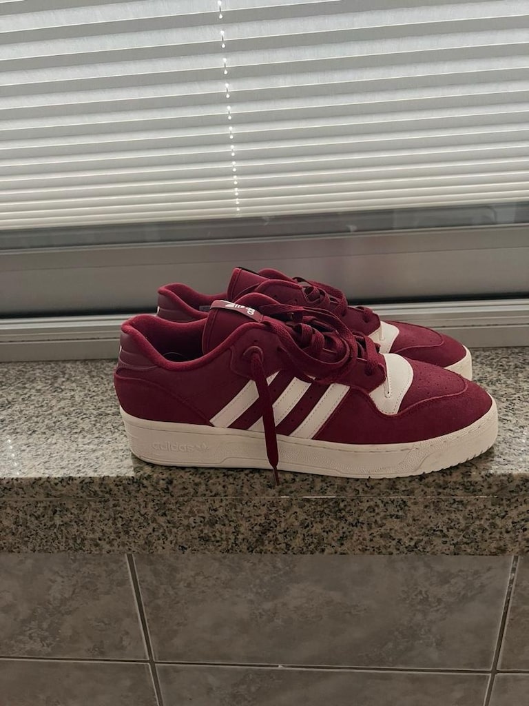 Adidas Bordo Rivalry Low