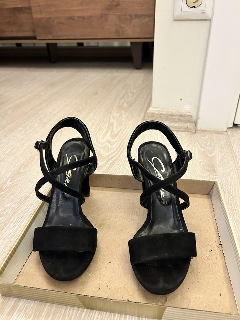 36 Numara çapraz bant topuklu - letgo'dan Sıfırından Uygun Fiyata Al