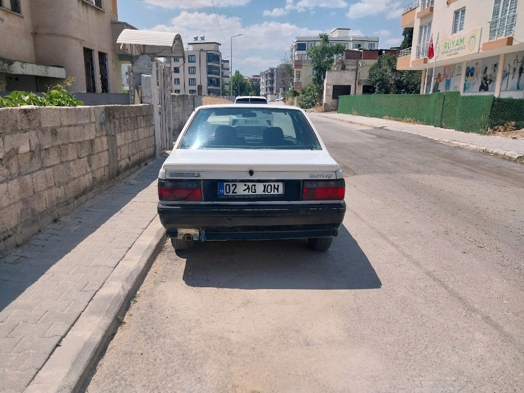 Renault Broadway R9 - 4