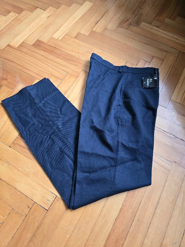 xl beden siyah etiketi üzerinde sıfır bayan kumaş pantolon.Boy 113cm.b - 2