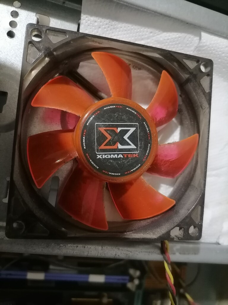 Xigmatek Işıklı Kasa Soğutma Fanı 12V 8x8 Cm - 3