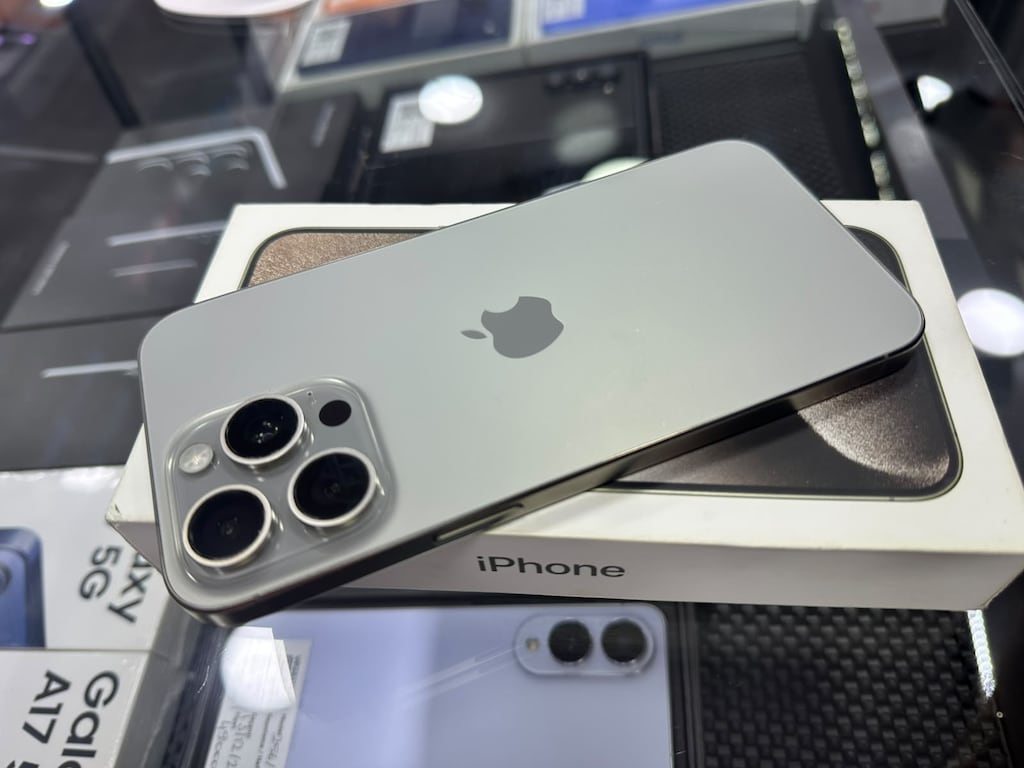 İPHONE 15 PRO MAX 256 GB- PİL 87 - APPLE TR CİHAZI - 4