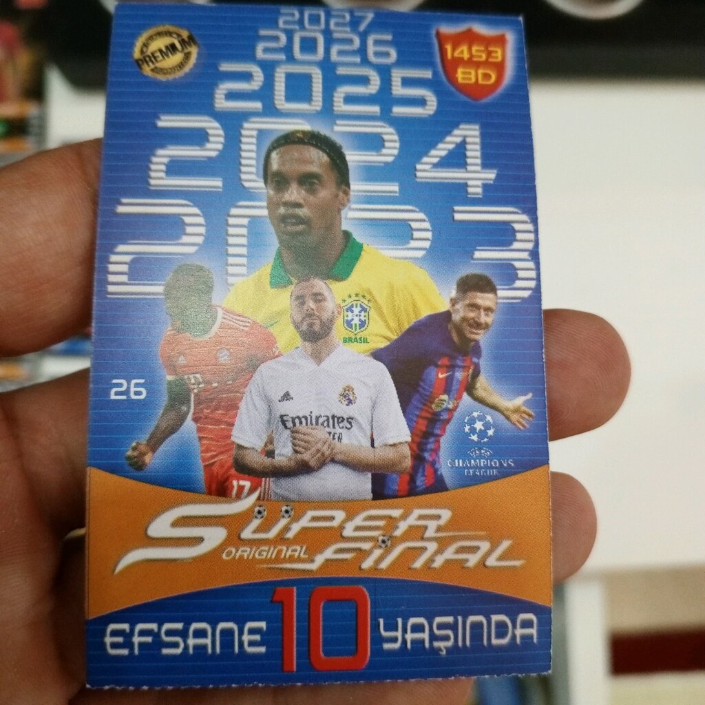 47 adet futbolcu kartı. tamamen yeni gıcır gıcır - 4