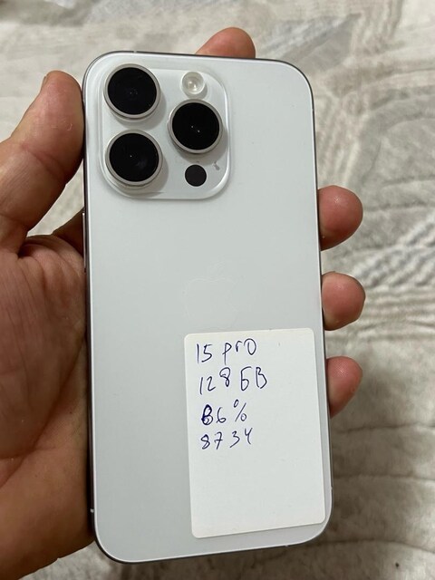 İphone 15 pro 128 gb 86% açık