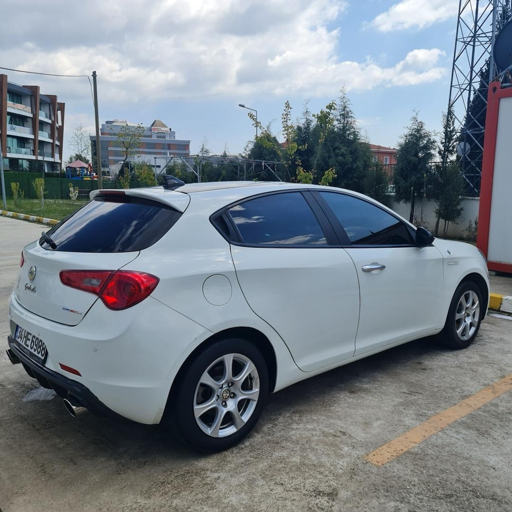 Sportif Ruh Temiz Alfa Romeo Guiletta - 4