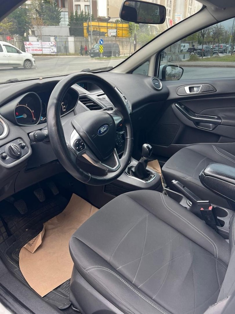 ford fiesta 1.5 tdci trend x - 13
