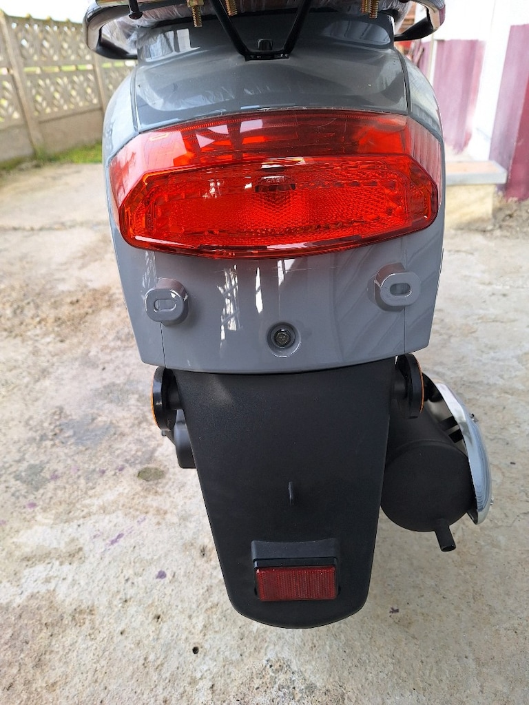 Sahibinden satilik nokta hatasiz 50cc 2024 model SIFIR - 9