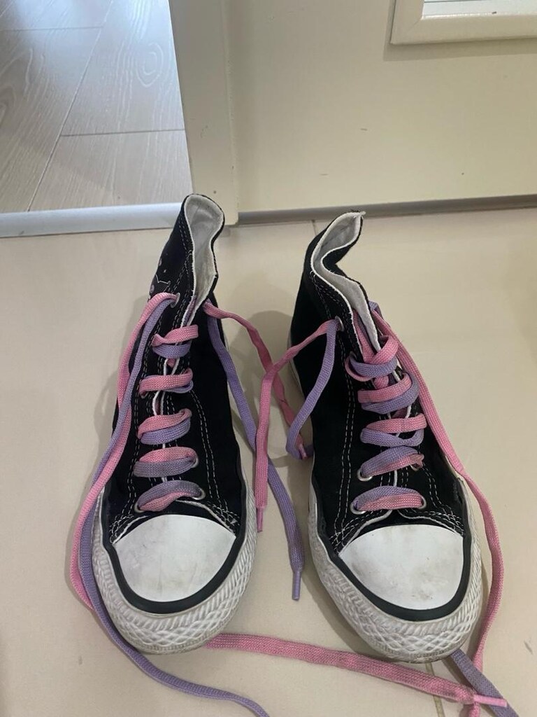 34 NUMARA KUROMİ CONVERSE KIZ AYAKKABI