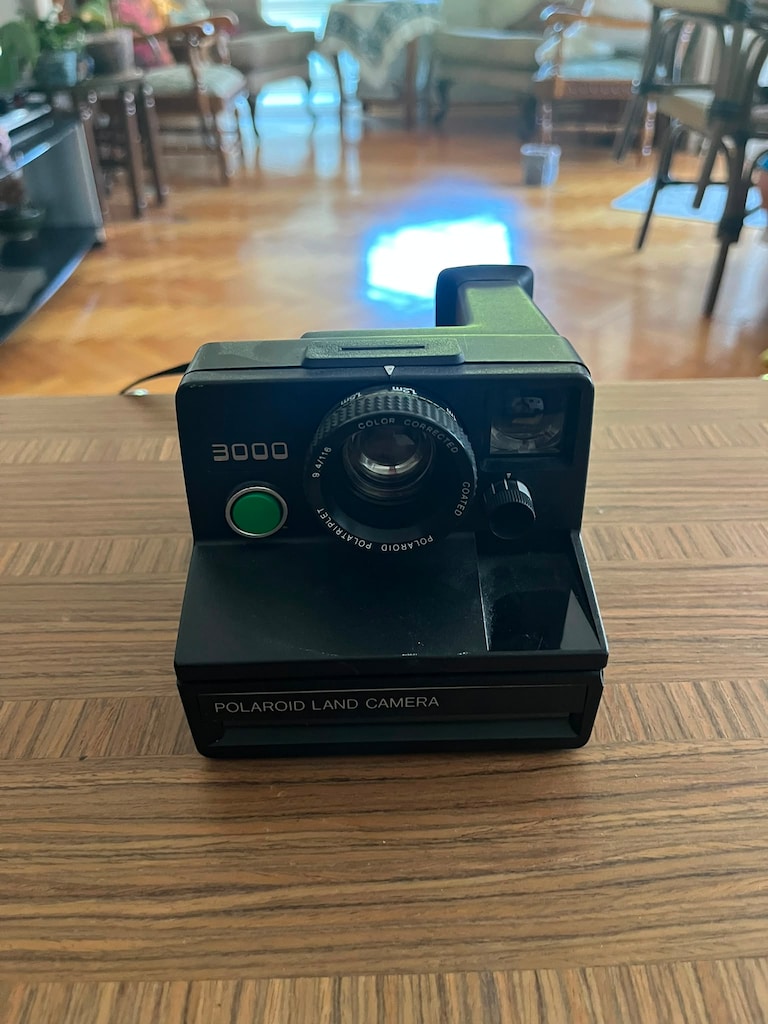 Polaroid Land Camera 3000 - 2