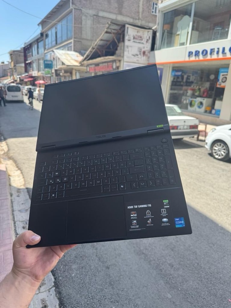 Hertürlü bilgisayar bulunur Erciş merkez - 2