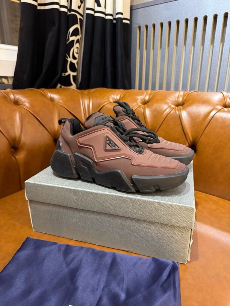 PRADA CASUAL AYAKKABI 41 NUMARA