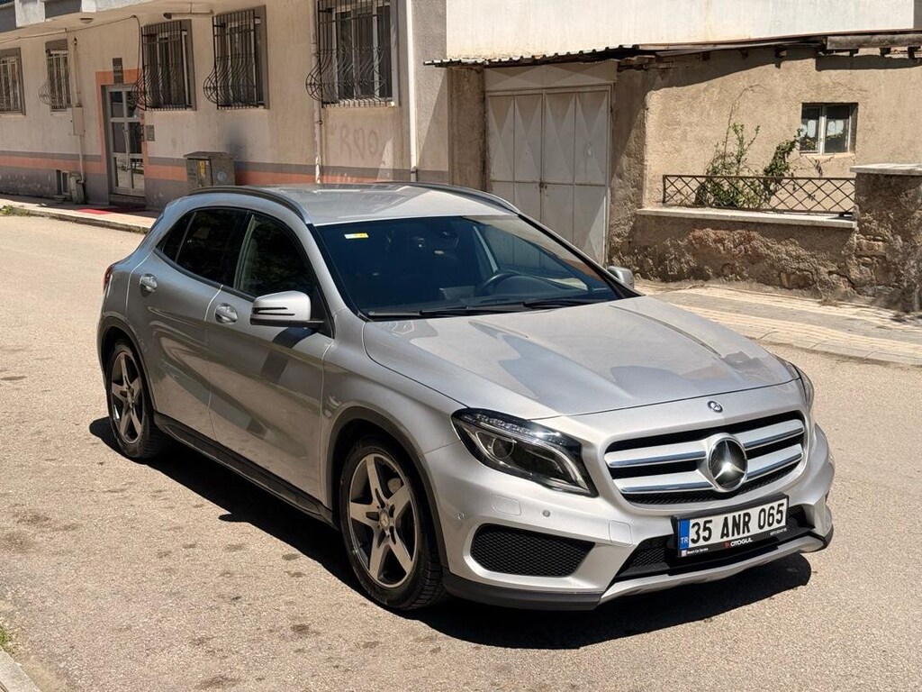 MERCEDES GLA 180CDI AMG 2015 - 6