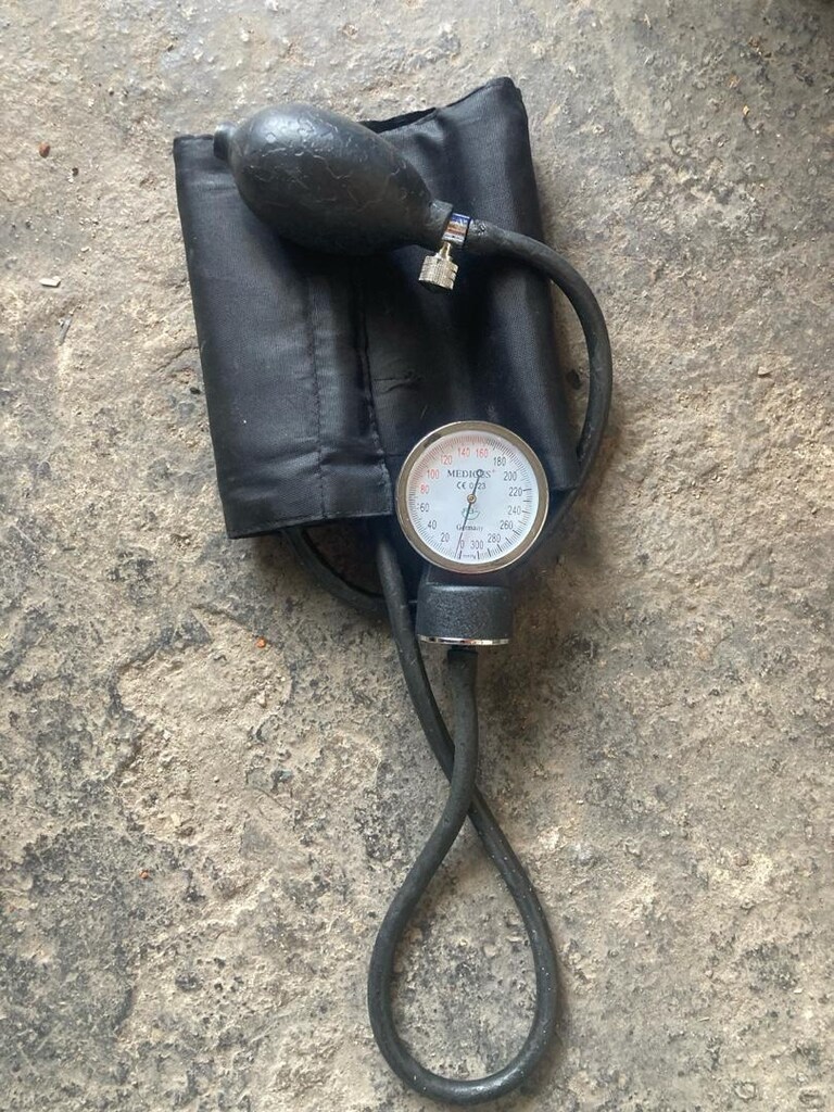 tansiyon ölçer ve doktor kullanma aleti alman malı salık