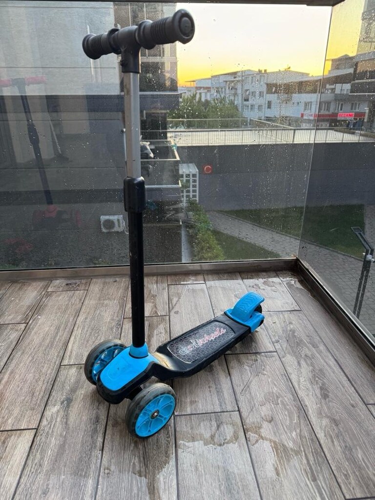 Cool Wheels Scooter - 2