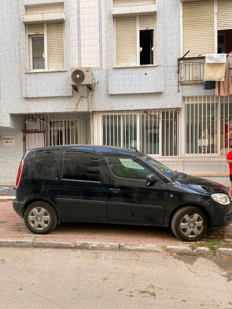 2009 model temiz roomster orjinal km - 17