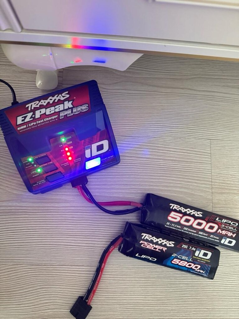Ford F-150 Raptor 4x4 VXL RC arazi offroad brushless 1-10 araba - 9