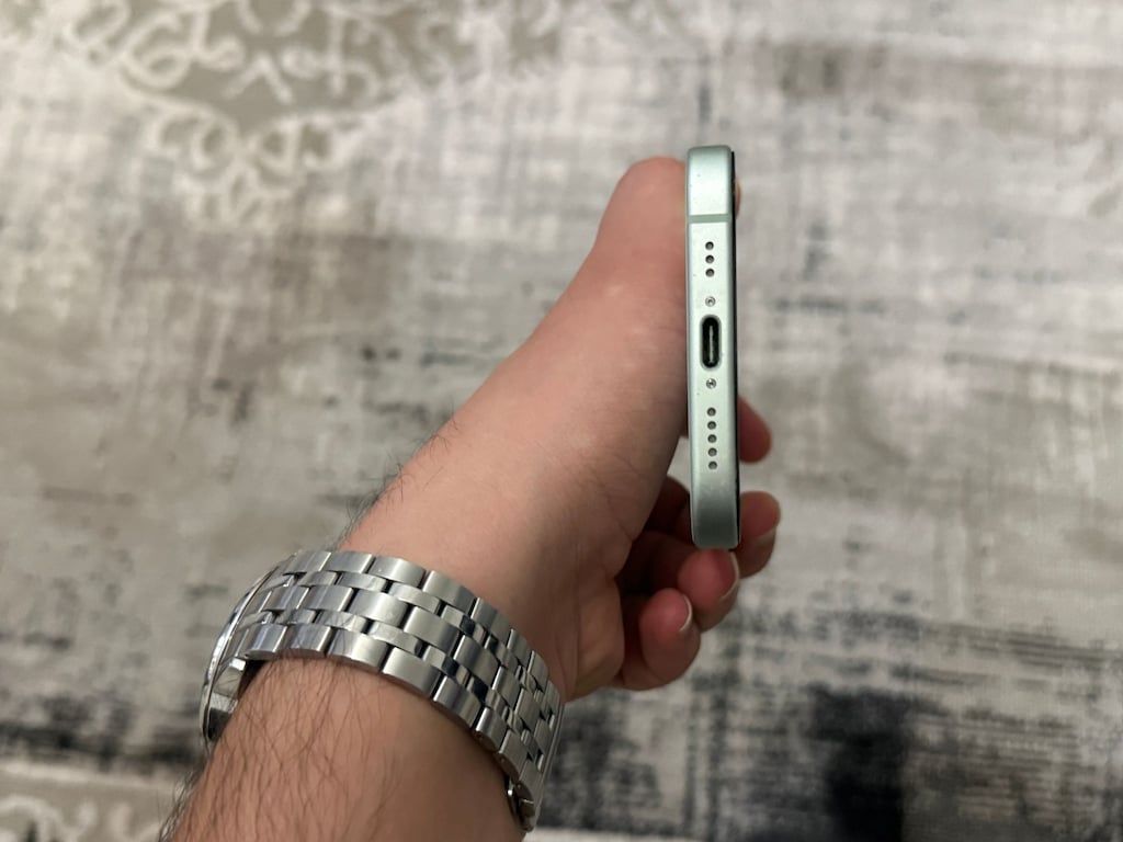 Temiz Sorunsuz Kutulu iPhone 15 Süre 90 0 Gün - 6