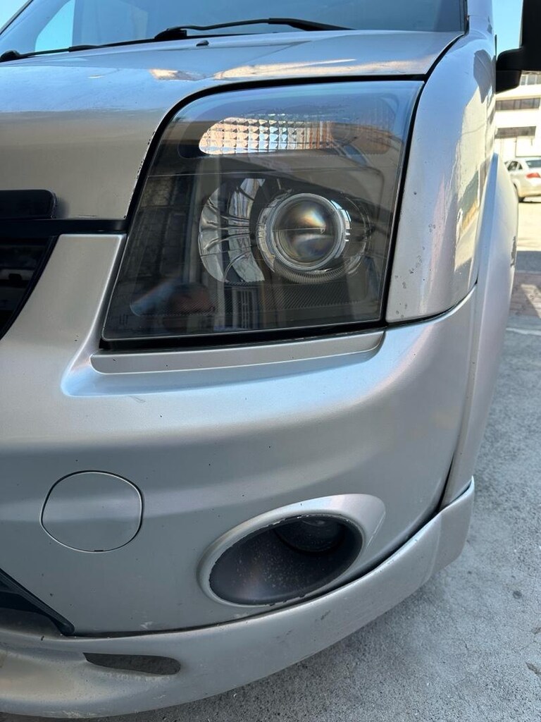2009 model Ford Connek Aile aracı - 5
