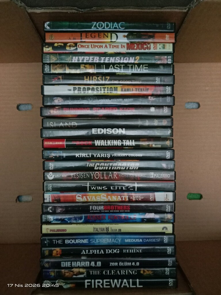24 adet yabancı aksiyon/polisiye dvd