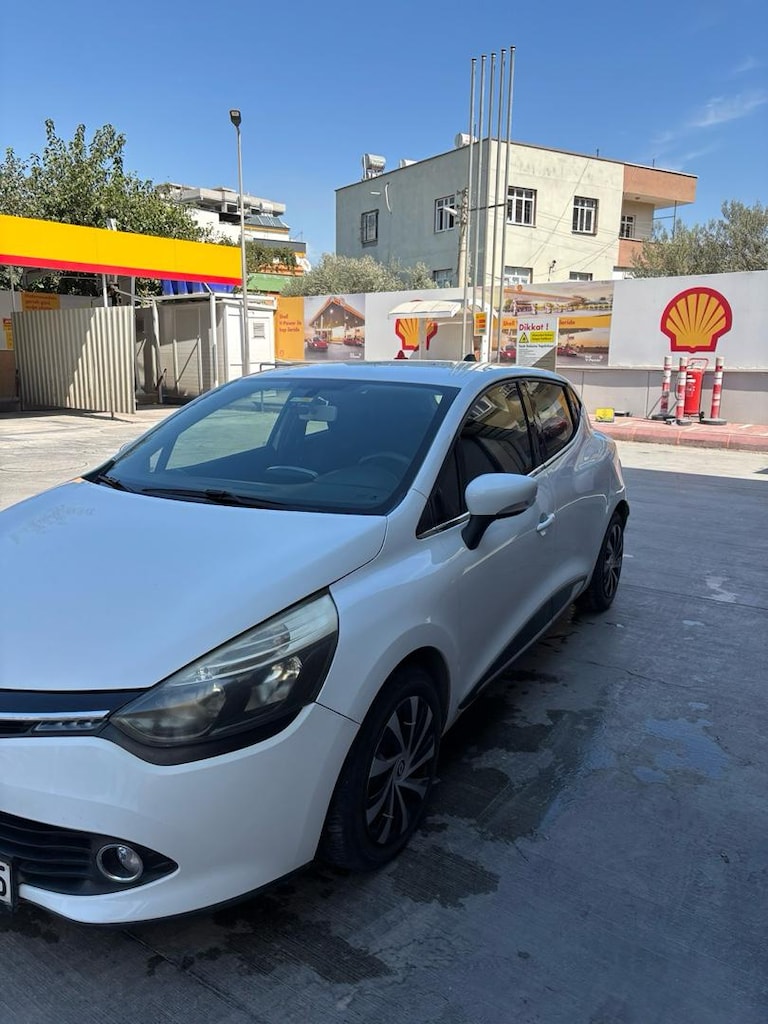 Beyaz Renault Clio - 10