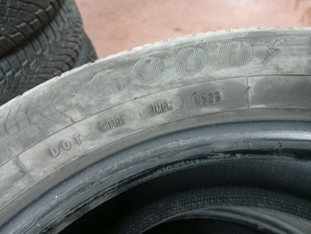 4 adet çıkma lastikler 205/55R16 iki yazlık iki dört mevsim - 3