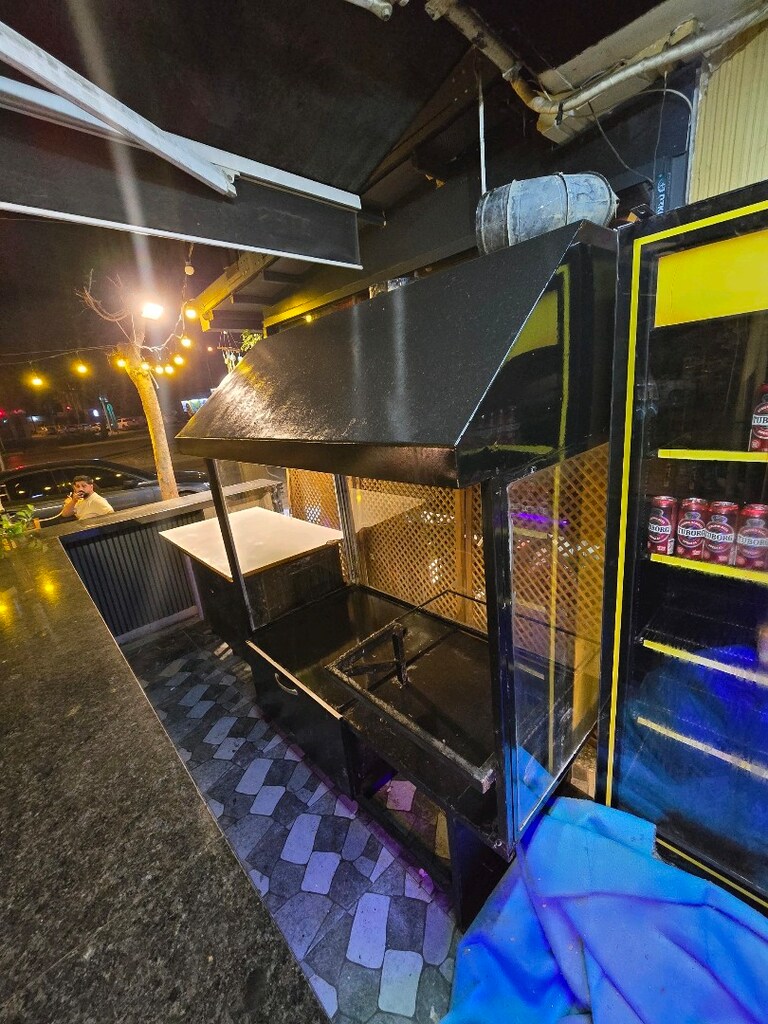 Kebap Kokoreç Döner Tezgahı Ve Baca - 2