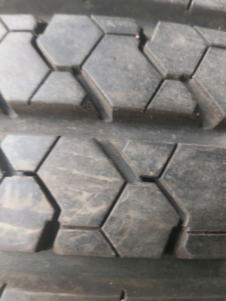 195/75/16 C SINIF YÜK LASTIGI IVECO FORT LASTIK 3 BIN KM YAPILDI 2025 - 2