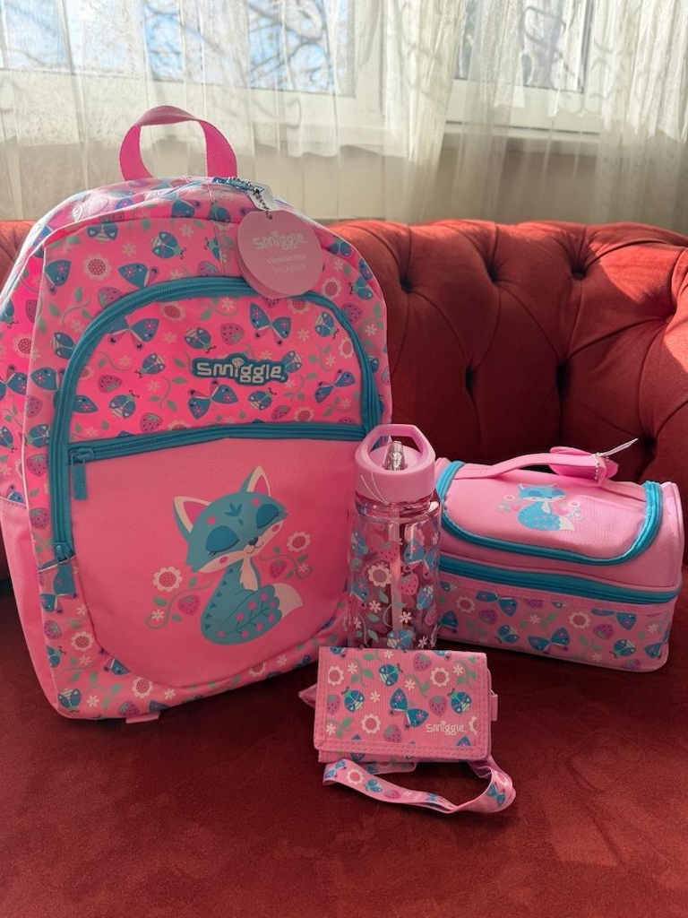 smiggle okul çantası