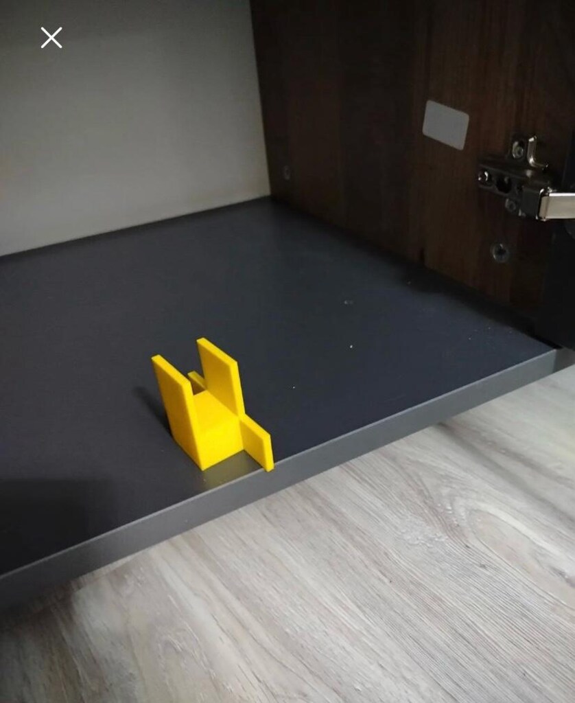 Dolap Kapağı Takma Aparatı - 2
