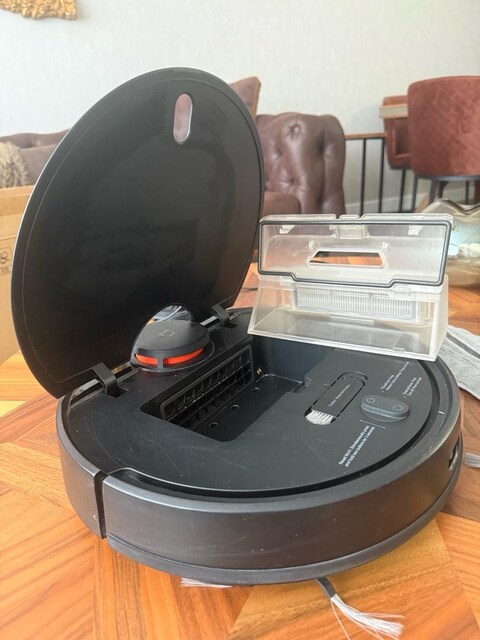 Mi Robot Vacuum Mop Pro