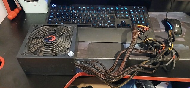 Rampage RMP-700-80P 700W Power Supply