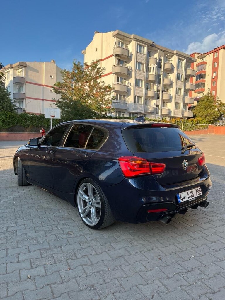 BMW 118i - 5